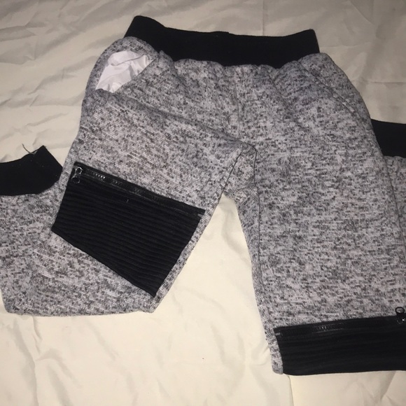 RA kids sweatpants (10-12) - Picture 1 of 3